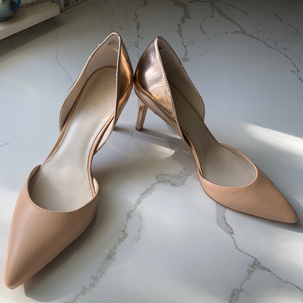 Calvin Klein nude pumps